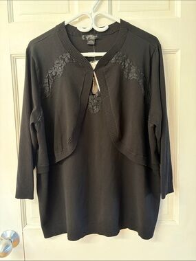 August Silk black cardigan&camisole set featuring elegant lace accent size 2X